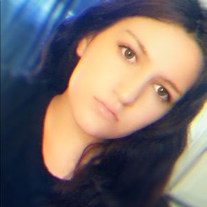 Meet your Posher, Juliana